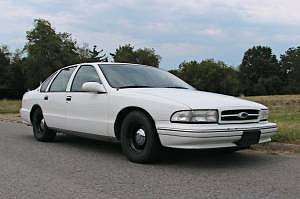 Illustration for article titled For $4,900, Cop To A Six-Speed Caprice